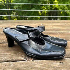 Vintage Aerosoles Black Mules